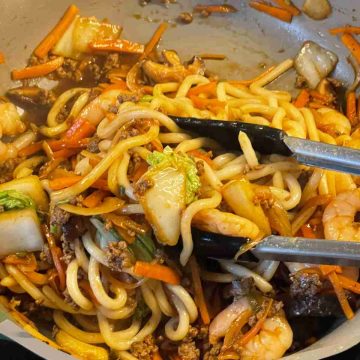 add udon noodles in stir fry