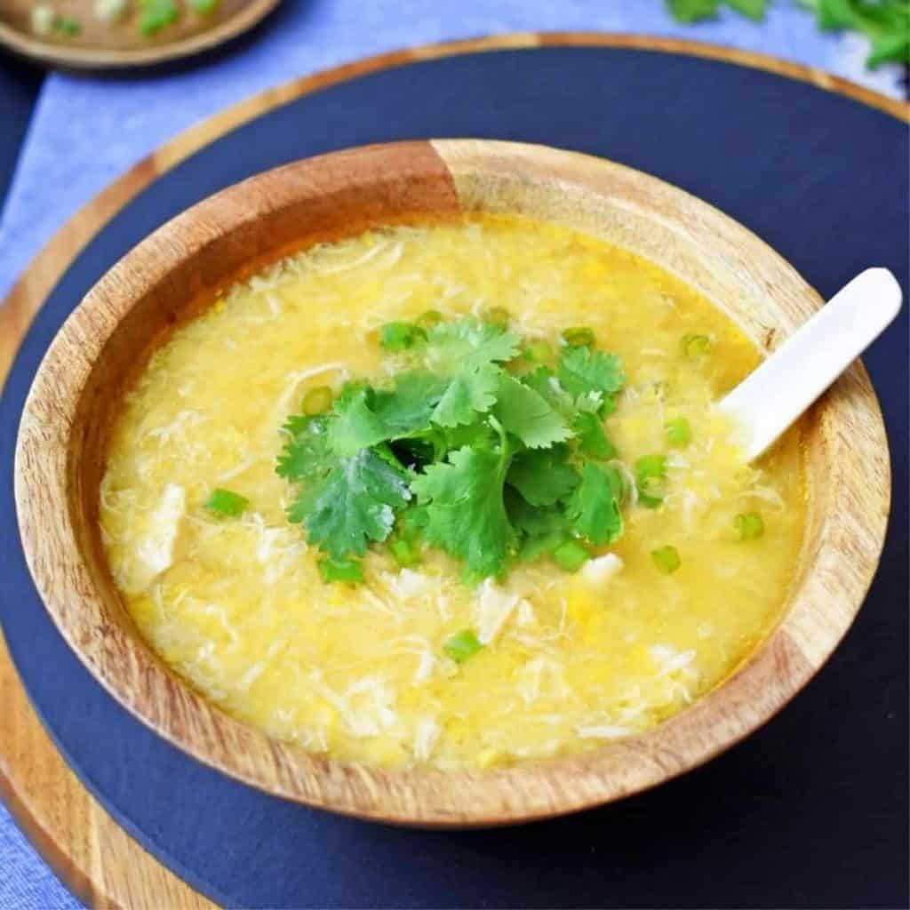 https://www.honestfoodtalks.com/wp-content/uploads/2021/09/chicken-and-sweetcorn-soup-with-coriander-1024x1024.jpg