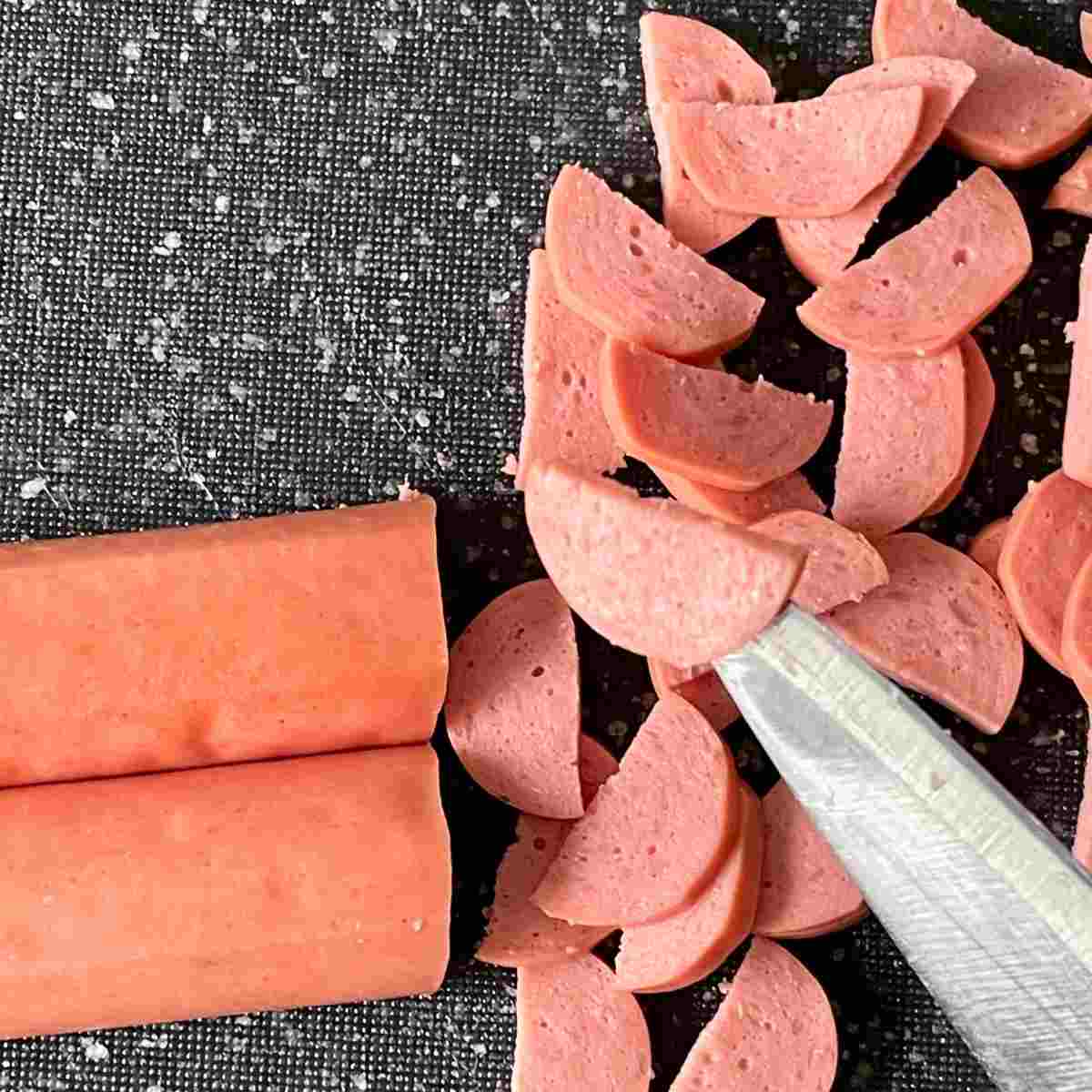 Slice sausage to thin pieces