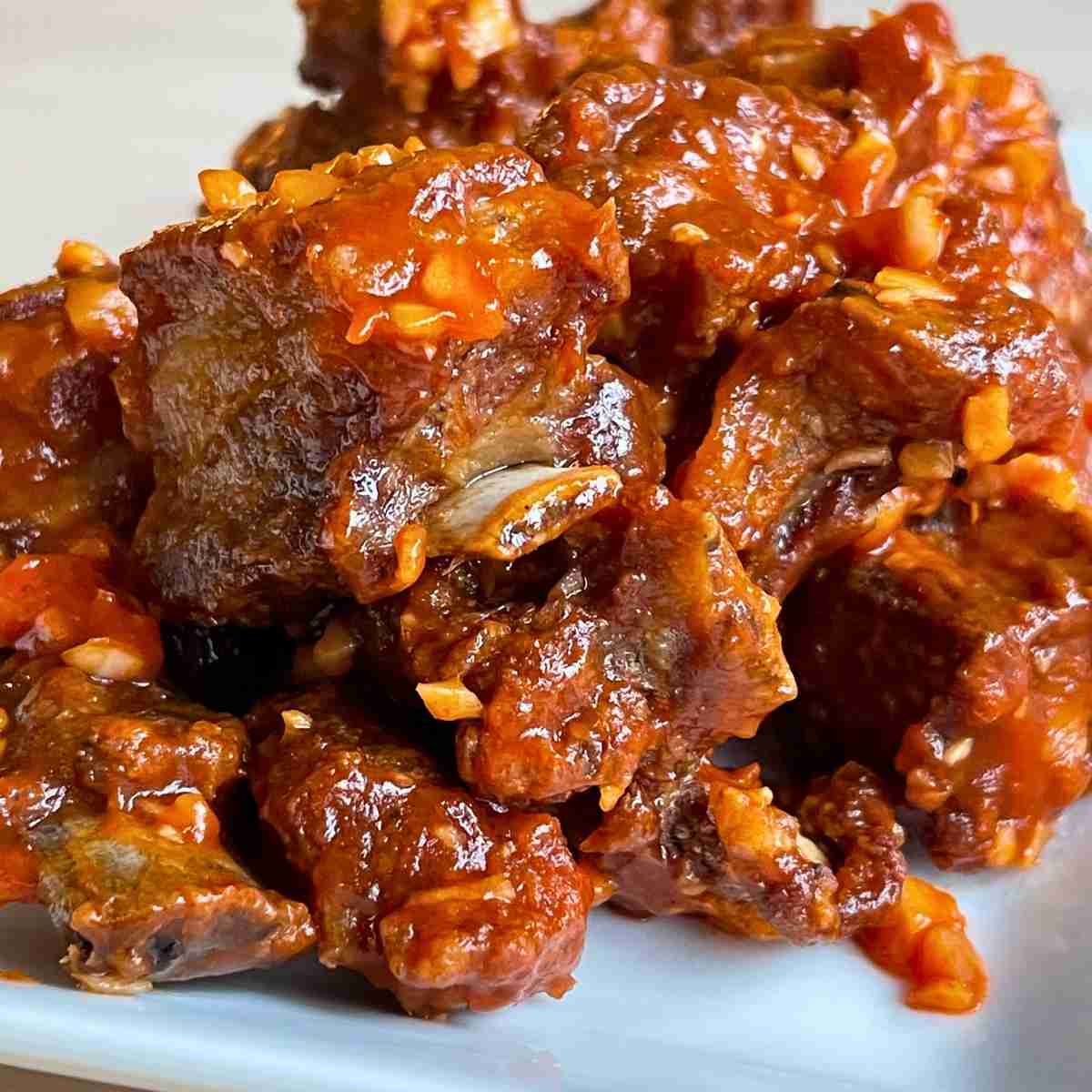 Chinese spare ribs peking style with sauce