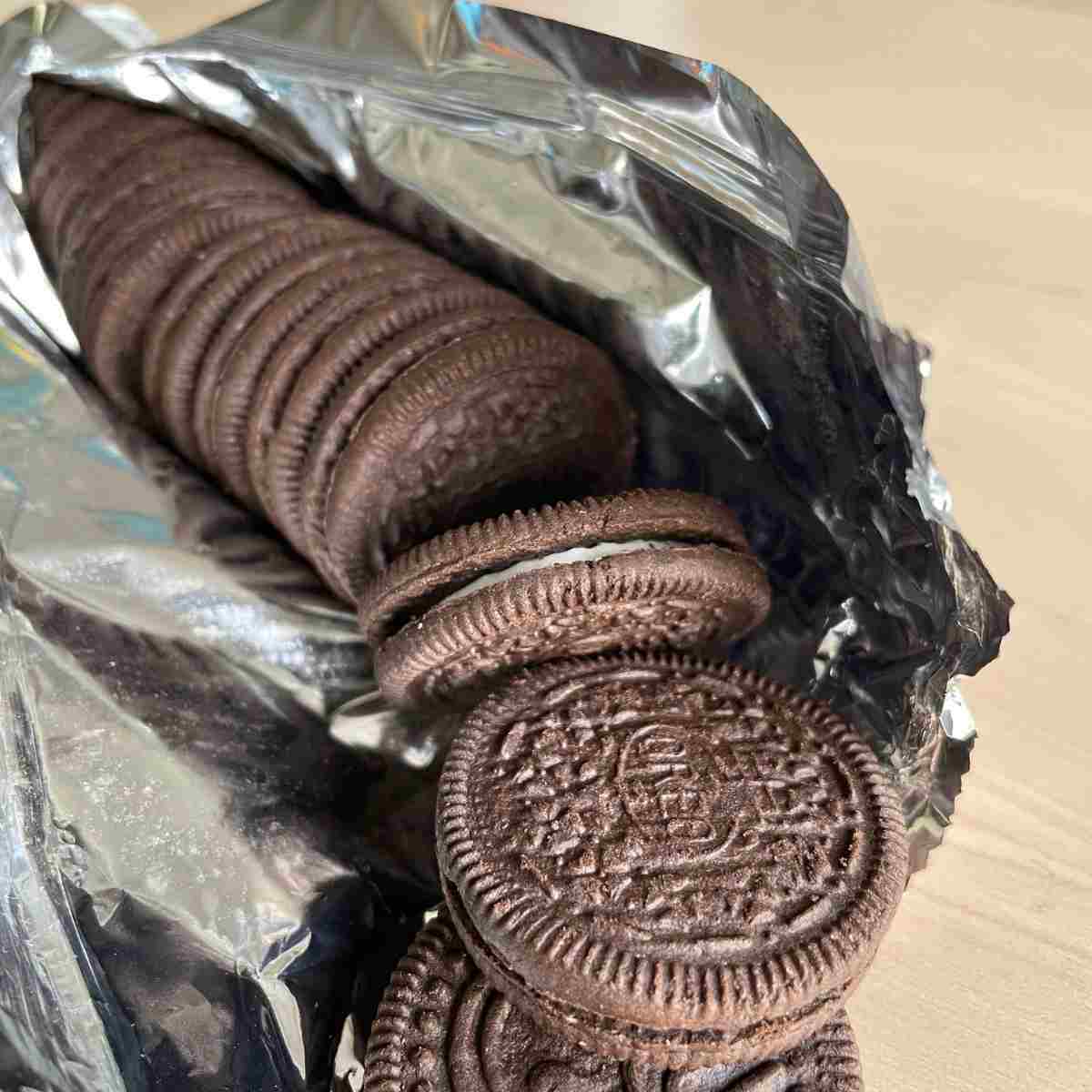 Whole oreo in packet