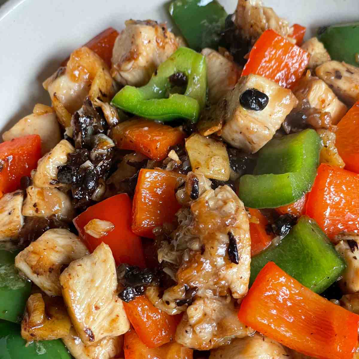 How to cook chicken in black bean sauce