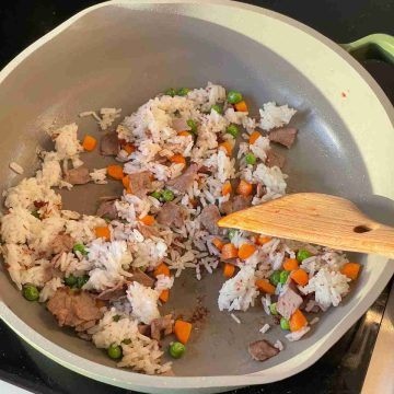 add bbq meat and rice to stir fry