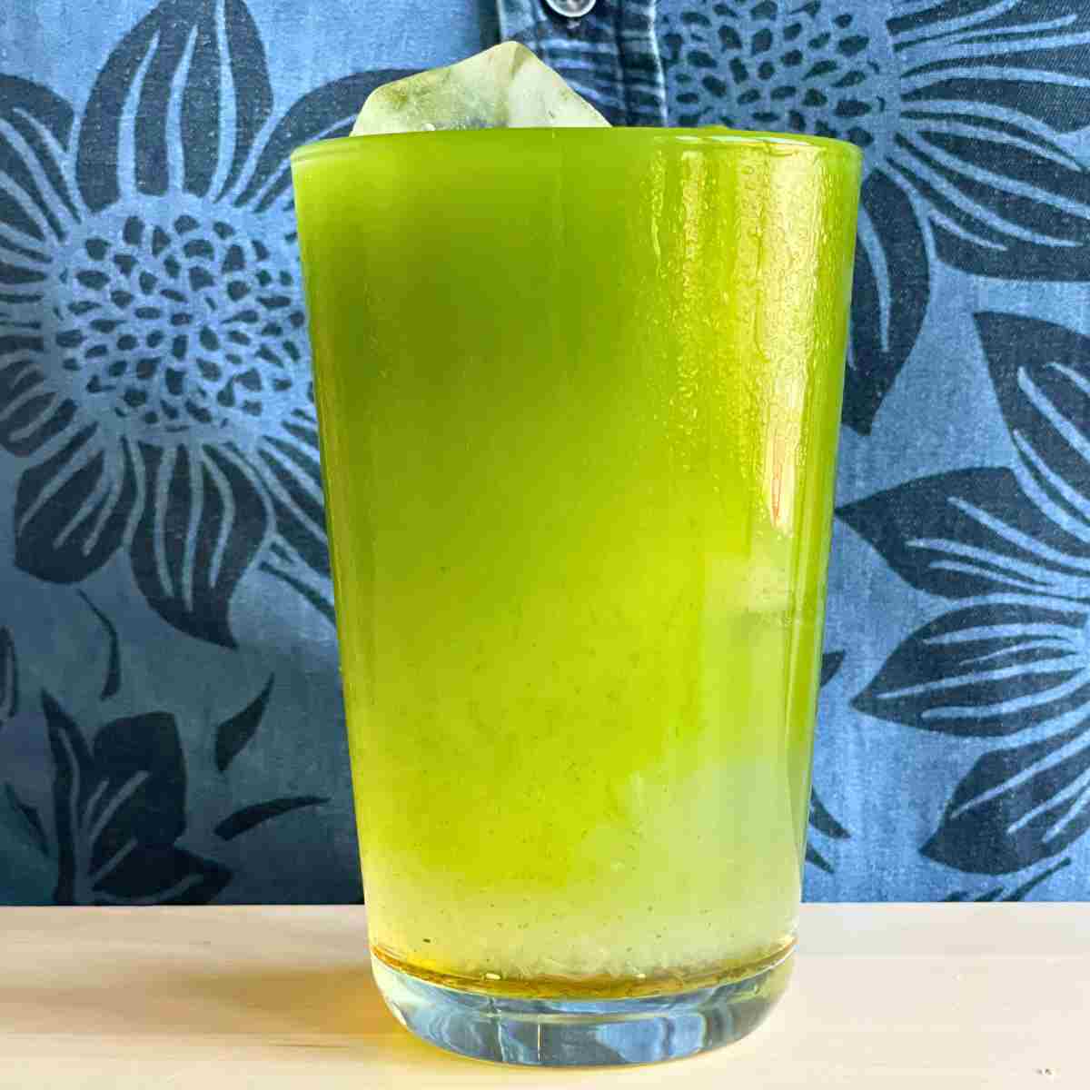 homemade matcha lemonade drink
