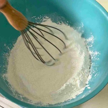 Mix together mochiko sugar cornstarch baking powder