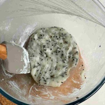 microwave rice flour sesame seeds water mix