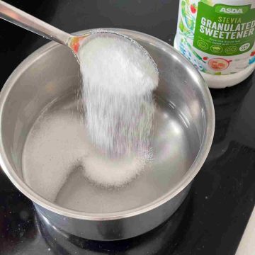 add stevia into water in a pot