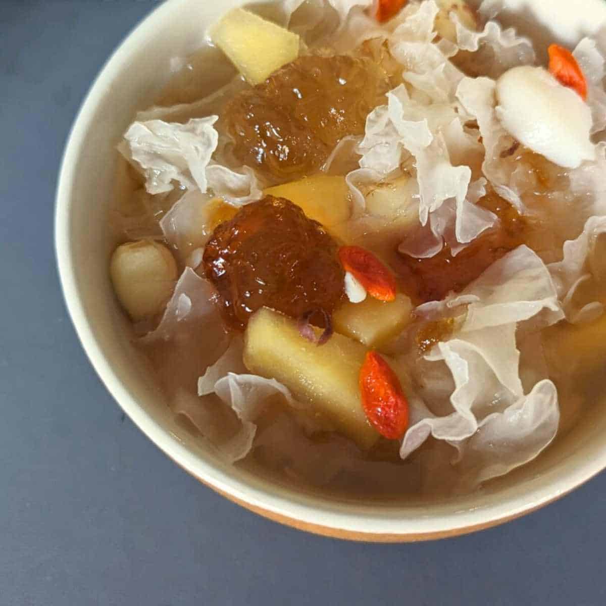 Snow fungus Chinese dessert recipe